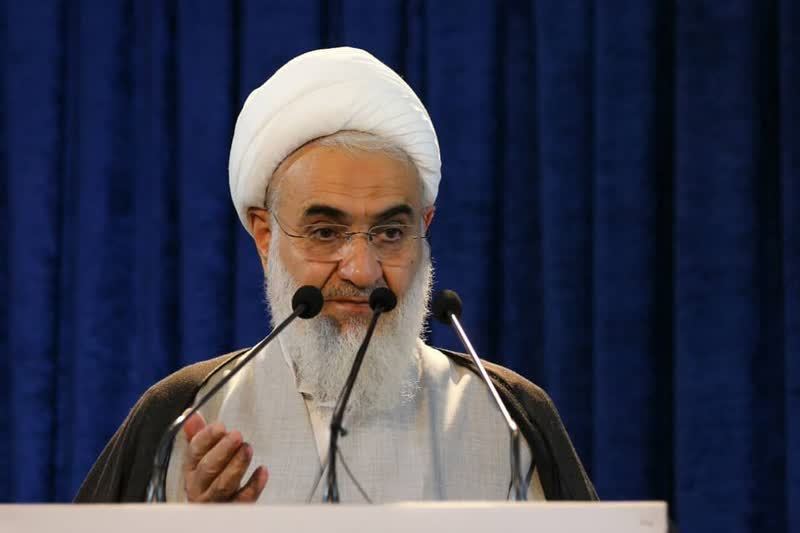 برگزاری باشکوهتر و حفظ عظمت نمازهای جمعه نیازمند بسیج همگانی است. برگزاری باشکوهتر و حفظ عظمت نمازهای جمعه نیازمند بسیج همگانی است.