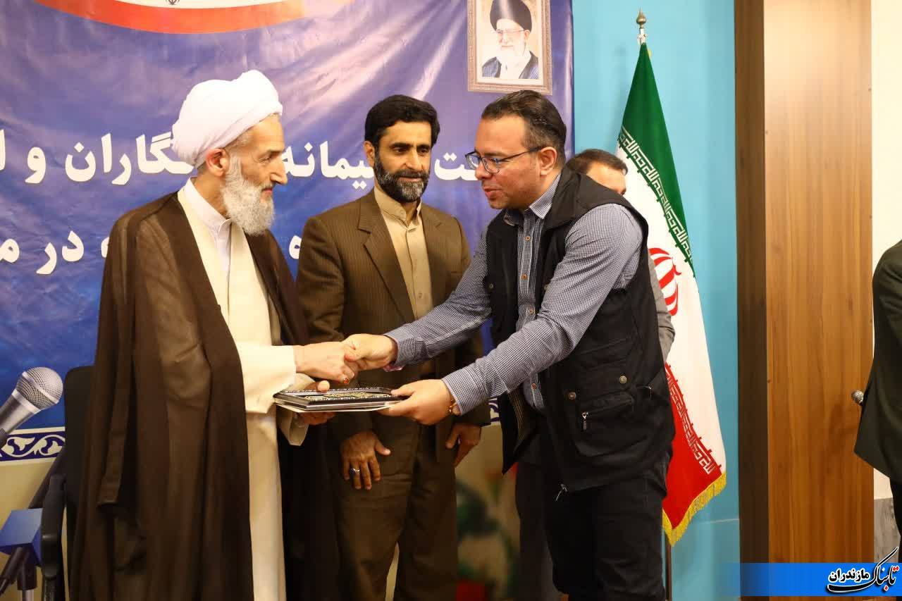 خبرنگاران در جنگ جهانی رسانه‌ای و تبلیغاتی تماشاچی نبوده و مدافع باشند/ ضرورت انتخاب وزیر جهاد و ورزش از مازندران