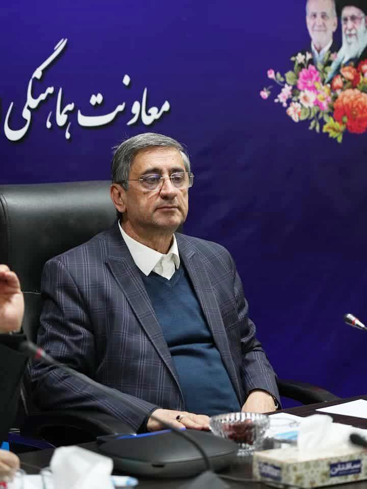 حذف ارز ترجیحی به قدرت خرید مردم کمک می کند حذف ارز ترجیحی به قدرت خرید مردم کمک می کند