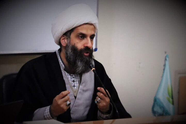 ملت ایران در ۲۲ بهمن، نقشههای دشمنان را نقش بر آب میکند ملت ایران در ۲۲ بهمن، نقشههای دشمنان را نقش بر آب میکند