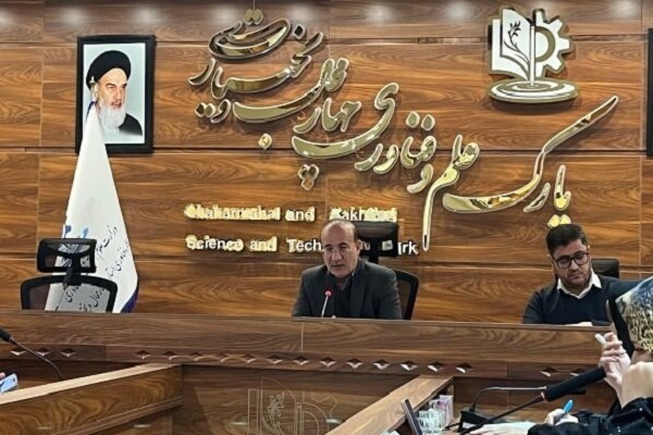 نخبگان باید در استان بمانند/ ایجاد بستر کسب‌وکار راه مهار مهاجرت جوانان است