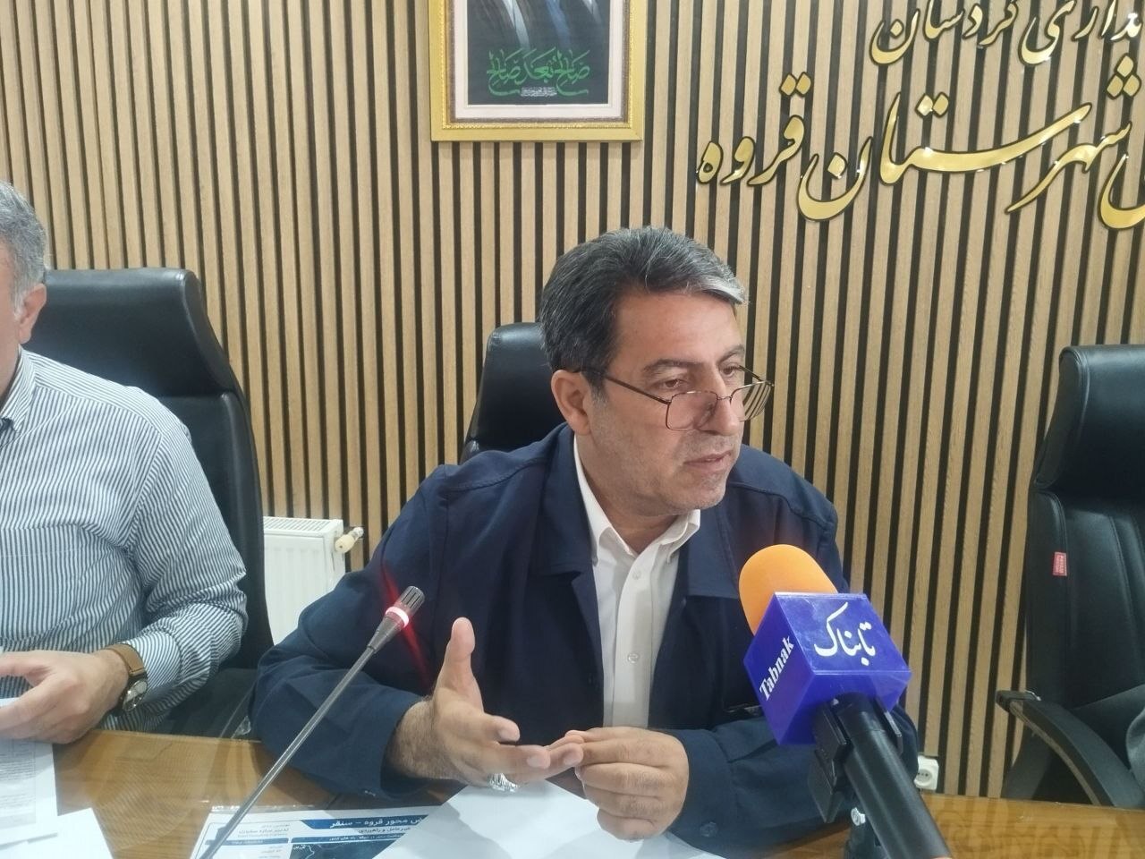 تولید همراه با تخلف پذیرفتنی نیست؛ ساماندهی ترابری معادن قروه در دستور کار قرار گیرد