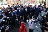 وزیر ارتباطات به مقام شهدای شهرکرد ادای احترام کرد