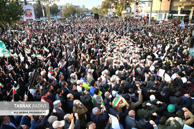 مراسم تشییع با شکوه 3 شهید مدافع امنیت در مشهد